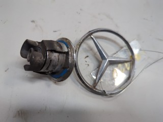 Эмблема, Mercedes E W210 1995-1999