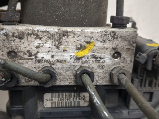 Блок АБС, насос (ABS, ESP, ASR), ориг. номер D7660BU700, Nissan Almera Tino 2000-2003