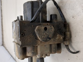 Блок АБС, насос (ABS, ESP, ASR), ориг. номер SRB101201, Land Rover Discovery 1998-2002