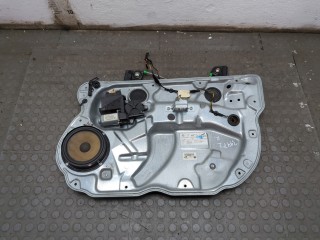 Стеклоподъемник электрический правый передний Volkswagen Polo 2001-2005