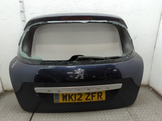 Крышка (дверь) багажника Peugeot 308 2011-2015