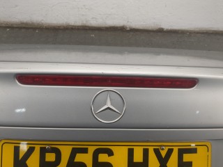 Крышка (дверь) багажника, ориг. номер A2037500675, Mercedes C W203 2004-2008