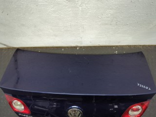 Крышка (дверь) багажника, ориг. номер 3C5827025H, Volkswagen Passat 2005-2010