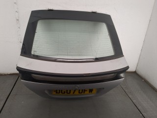 Крышка (дверь) багажника Mercedes C W203 2004-2008