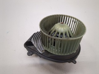 Двигатель отопителя (моторчик печки) Audi A4 1994-1999