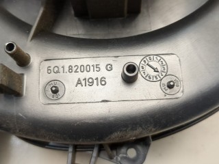Двигатель отопителя (моторчик печки), ориг. номер 6Q1820015H, Seat Ibiza 2001-2006