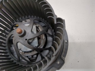 Двигатель отопителя (моторчик печки), ориг. номер 8D2820021, Volkswagen Passat 1996-2001