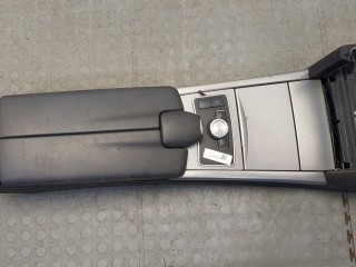 Консоль салона (кулисная часть), Mercedes E W212 2009-2013