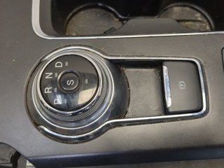 Консоль салона (кулисная часть), Ford Fusion USA 2016-2020