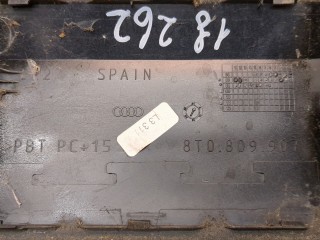 Лючок бензобака, ориг. номер 8T0809907, Audi A5 2007-2011