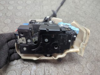 Замок двери правый передний, ориг. номер 3D2837016S, Volkswagen Golf 2003-2009