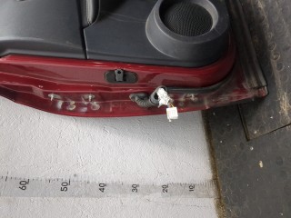Замок двери правый задний, ориг. номер 82500JD01A, Nissan Qashqai 2010-2013
