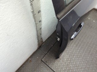 Замок двери правый передний, ориг. номер 813202L060, Hyundai i30 2007-2010
