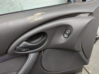 Замок двери левый передний, Ford Focus 2001-2005