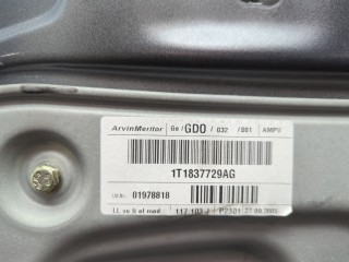 Замок двери левый передний, Volkswagen Touran 2003-2006
