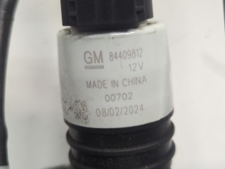Двигатель (насос) омывателя, ориг. номер 84409812, Buick Encore GX 2023-2026