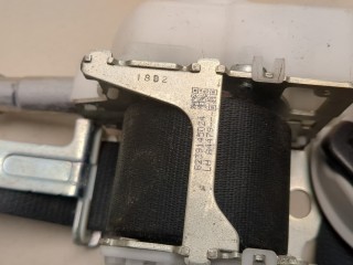 Ремень безопасности левый передний, ориг. номер 7322002461C0, Toyota Corolla 2016-2019