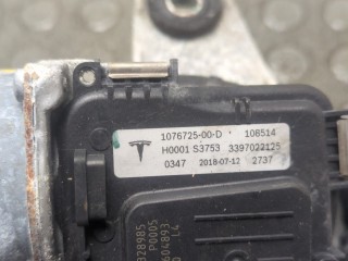 Механизм стеклоочистителя (трапеция дворников) передний, Tesla Model 3 2017-2021