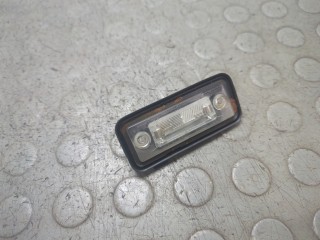 Подсветка номера Volkswagen Passat 2005-2010