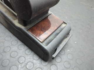 Подлокотник левый передний, Volkswagen Passat 5 1996-2001