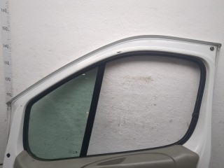 Стекло форточки двери правое переднее, Renault Trafic 2006-2014