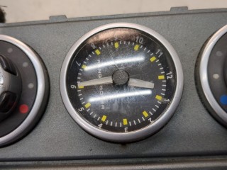 Часы, ориг. номер YFB000092, Land Rover Range Rover 2005-2009