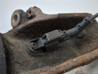 Ступица (кулак, цапфа) левая передняя, Ford C-Max 2007-2010