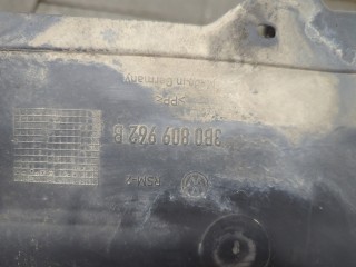 Защита арок (подкрылок) правая передняя, Volkswagen Passat 5 1996-2001