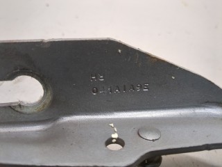 Петля капота правая, ориг. номер 31385815, Volvo XC60 2008-2013