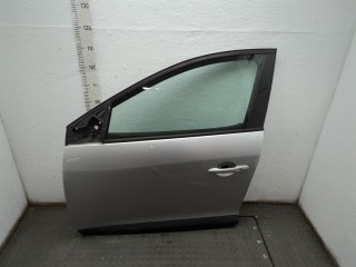 Дверь боковая (легковая) левая передняя Renault Megane 2008-2014