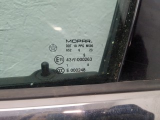 Дверь боковая (легковая) левая передняя, Chrysler 300C 2004-2011