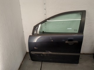 Дверь боковая (легковая) левая передняя Ford Focus 2004-2008