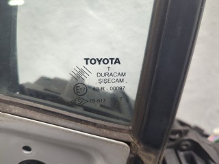 Дверь боковая (легковая) левая передняя, Toyota Yaris 2005-2009