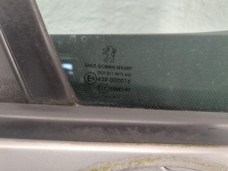 Дверь боковая (легковая) правая передняя, ориг. номер 9004CC, Peugeot 308 2007-2011