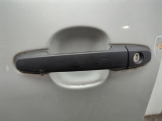 Дверь боковая (легковая) левая передняя, Pontiac Vibe 2002-2004