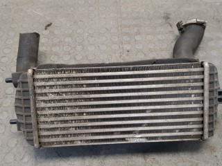 Радиатор интеркулера, Toyota Hiace 2004-2010