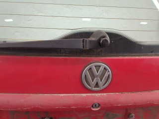 Замок багажника, ориг. номер 3B9827505C, Volkswagen Passat 5 1996-2001