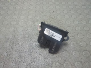 Замок багажника Volkswagen Tiguan 2006-2011