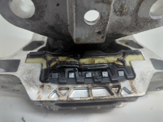 Подушка крепления двигателя, Buick Encore GX 2023-2026