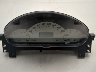 Щиток приборов (приборная панель) Mercedes A-Класс 1997-2001