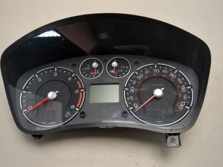 Щиток приборов (приборная панель) Ford Fusion 2002-2005