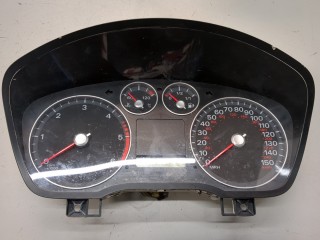 Щиток приборов (приборная панель) Ford Focus 2004-2008