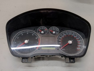Щиток приборов (приборная панель) Ford Focus 2001-2005