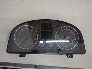 Щиток приборов (приборная панель) Volkswagen Touran 2003-2006