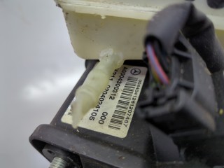 Цилиндр тормозной главный, ориг. номер A0004300712, Mercedes E-Класс 2002-2006