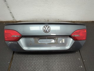 Фонарь крышки багажника левый Volkswagen Jetta 2010-2014