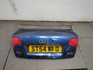 Фонарь крышки багажника правый, ориг. номер 8E5945094A, Audi A4 2000-2006