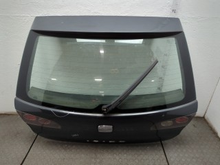 Фонарь крышки багажника левый Seat Ibiza 2001-2006
