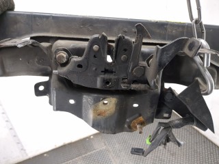 Рамка капота, Nissan Note E11 2008-2013