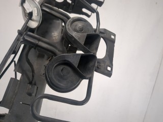 Рамка капота, Mercedes C W203 2004-2008
